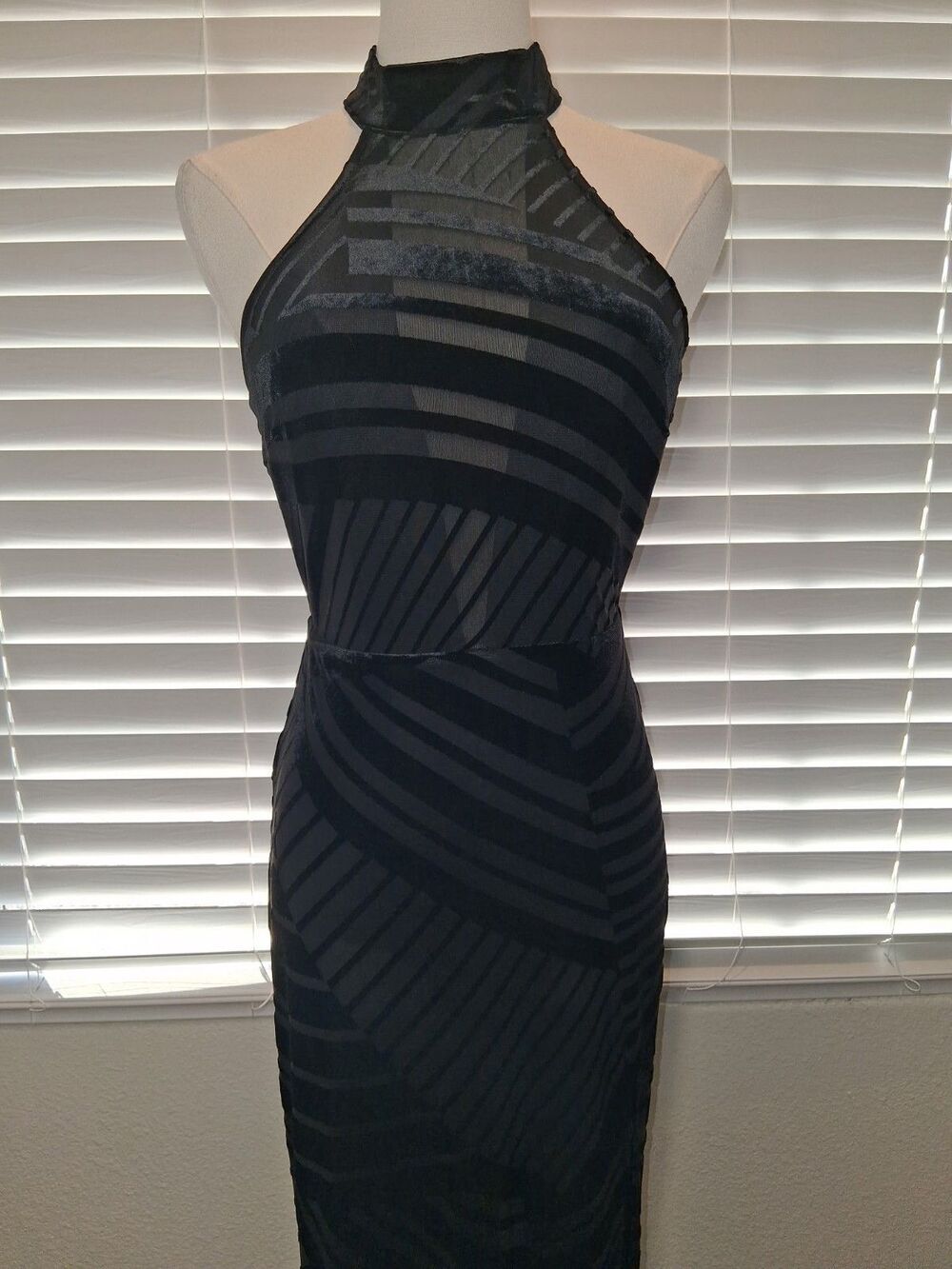 BCBG MAXAZRIA Allegra Black Halter Maxi Gown Sheer Formal Dress Size 0